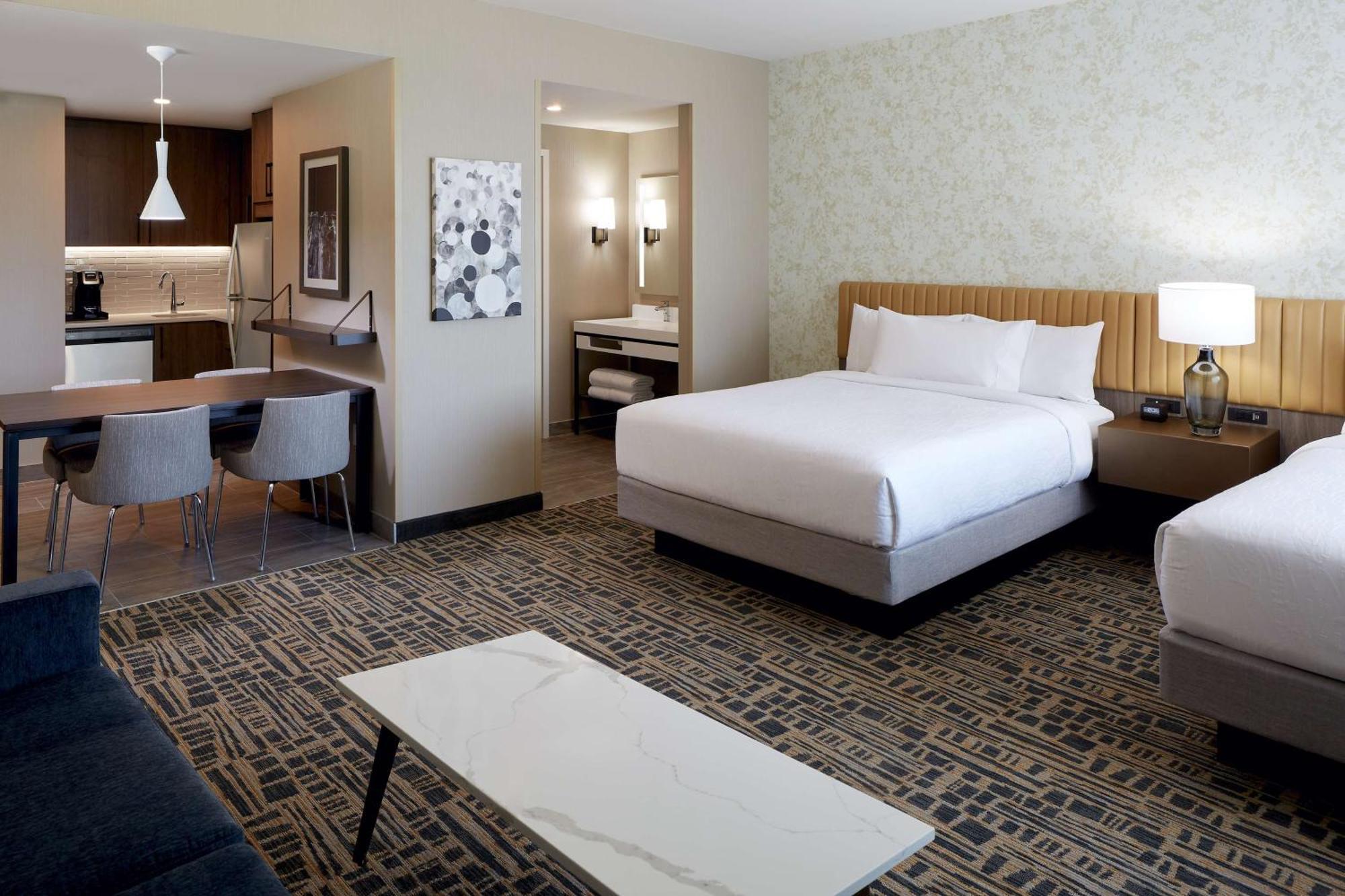 Homewood By Hilton Midtown 3* Montreal